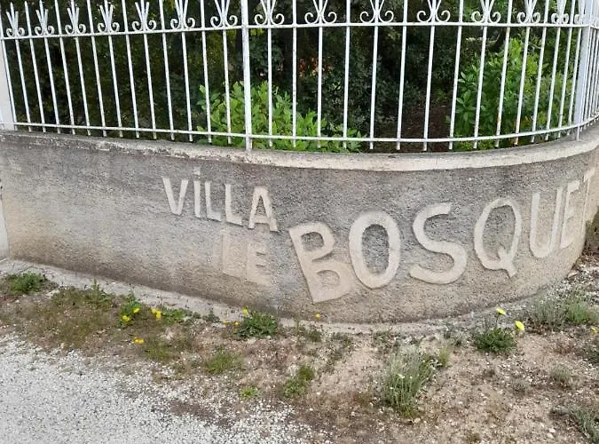 Villa Le Bosquet En Luberon.