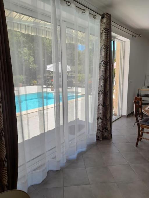 Apartment Le Bosquet En Luberon.