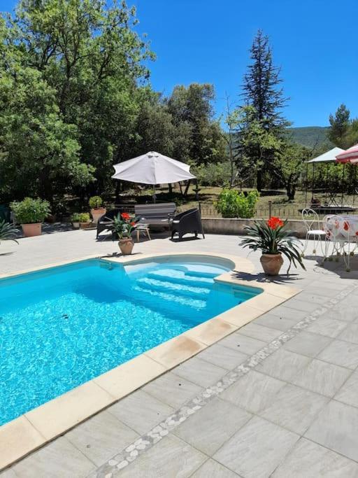 Le Bosquet En Luberon. Apartment *